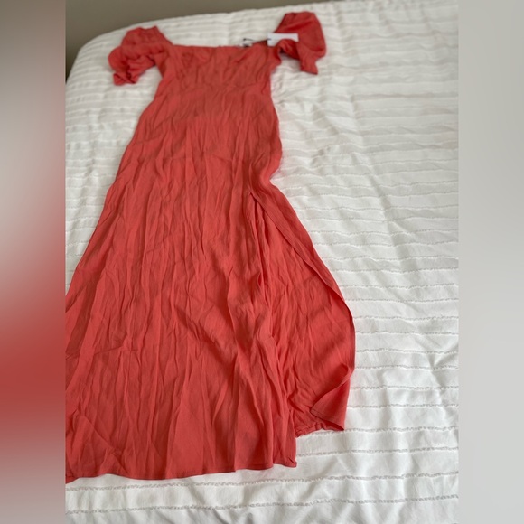 Weworewhat Puff Sleeve Midi Dress in Coral Size 0 - Picture 9 of 10